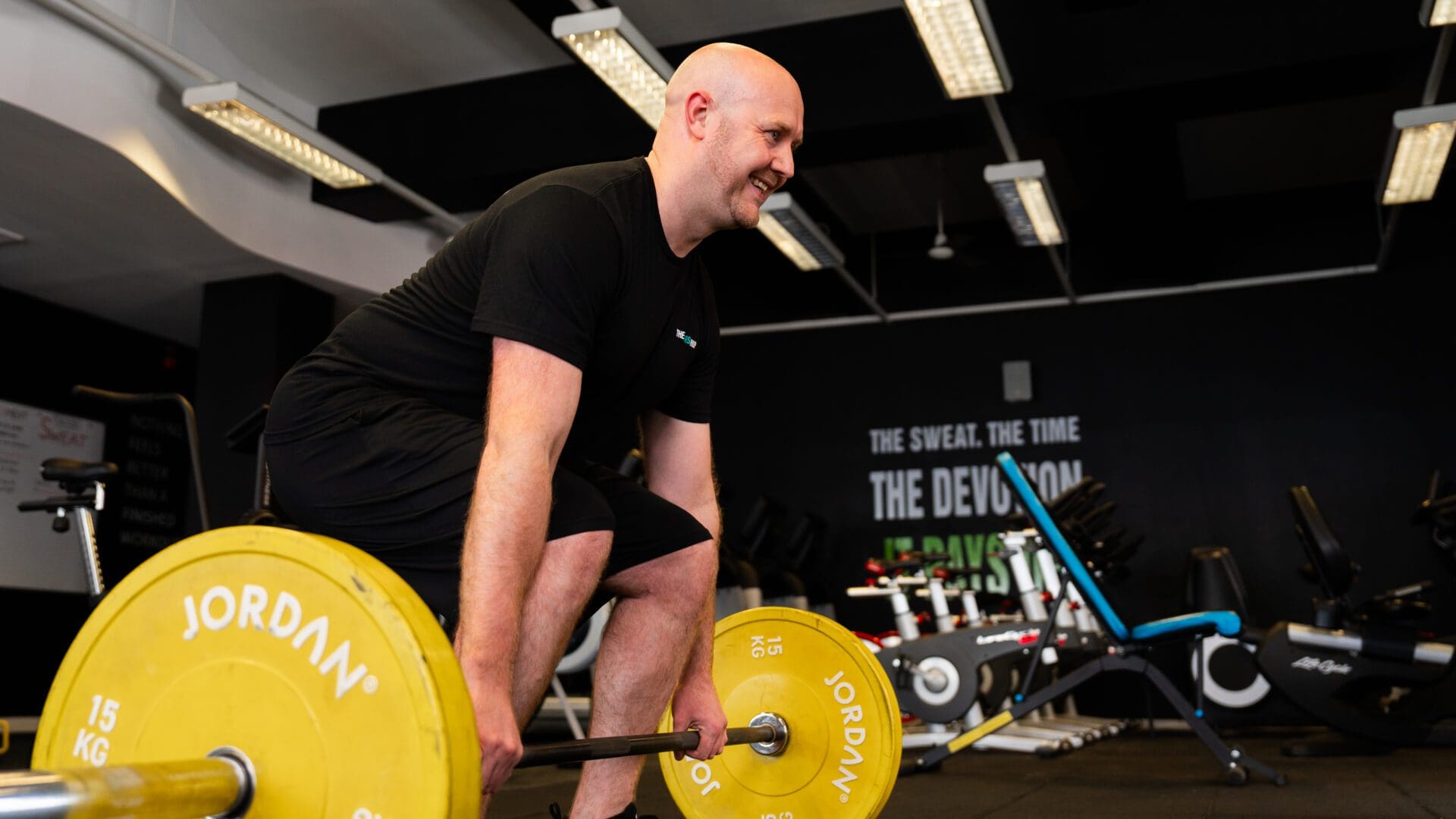 pt coursetutor weightlifting using a barbell